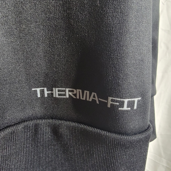 Nike Black and Red Cyclones Hoodie - Picture 6 of 6